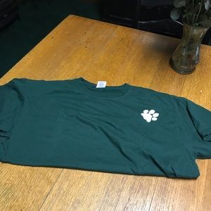 Paw print t shirt